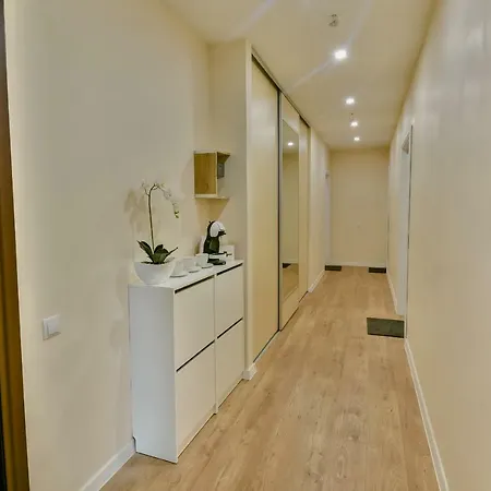 Smart By Old Town Apartment *