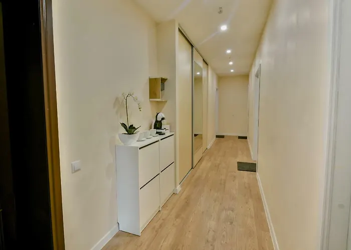 Smart By Old Town Apartment *